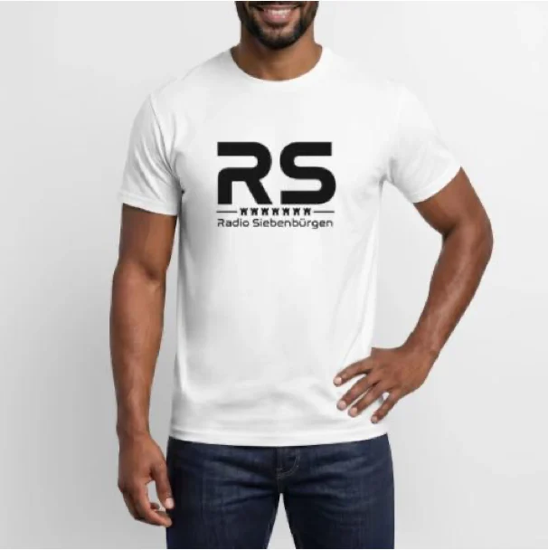 Weißes T-Shirt mit schwarzem RS-Logo von Radio Siebenbürgen