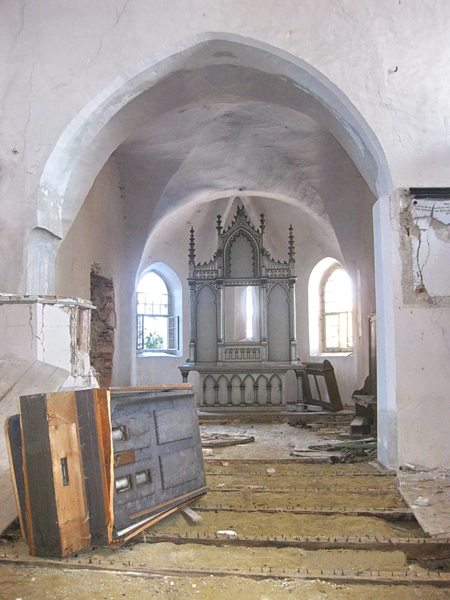 Innenraum der evangelischen Kirche in Dobring