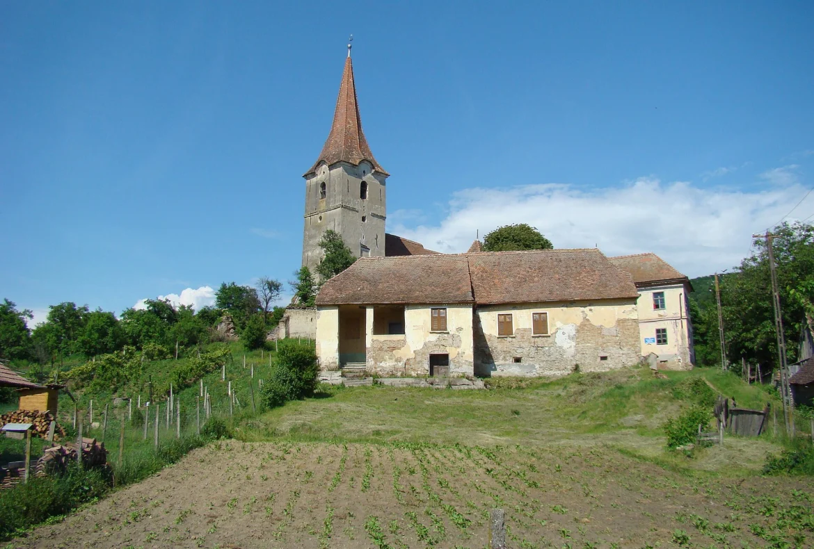 Die evangelische Kirche in Felldorf von außen