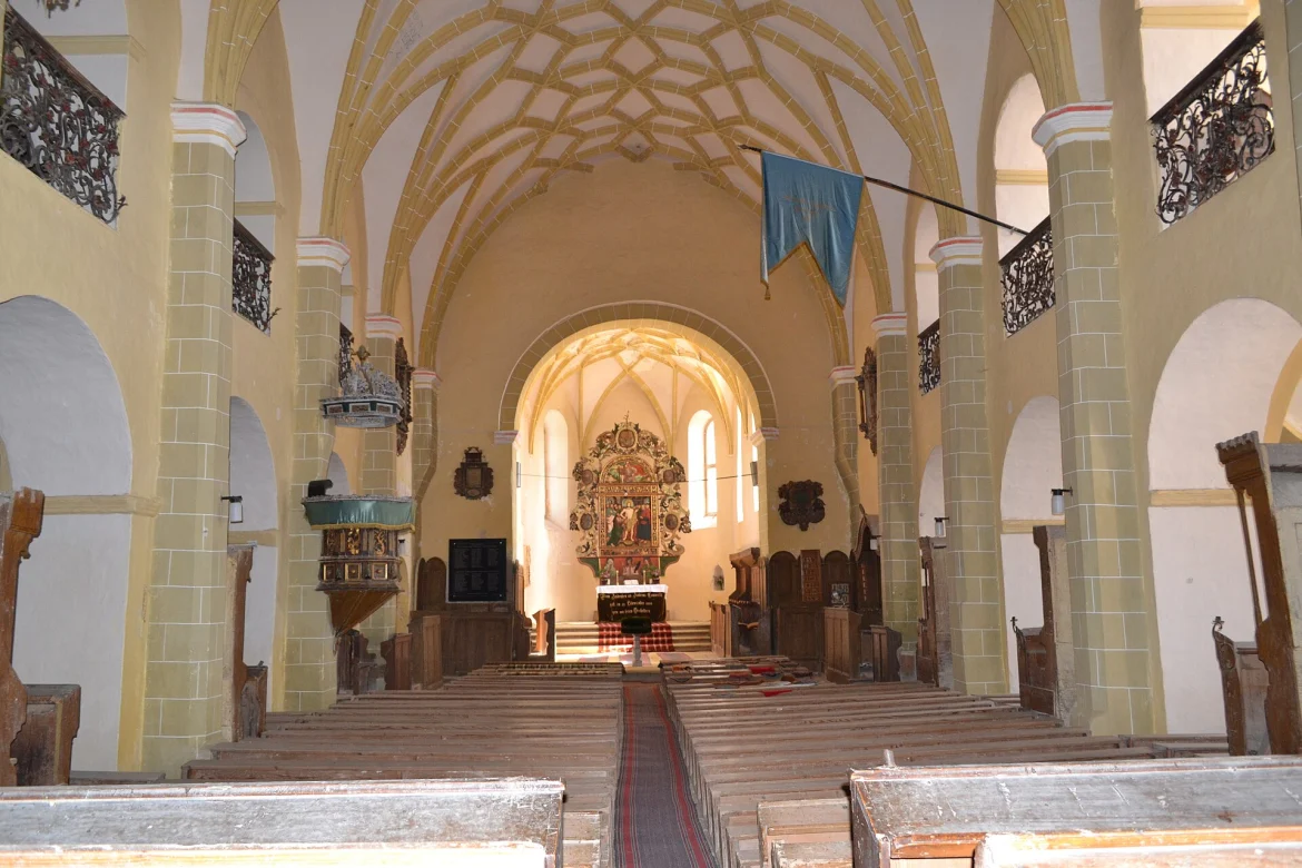Die evangelische Kirche in Großschenk von außen