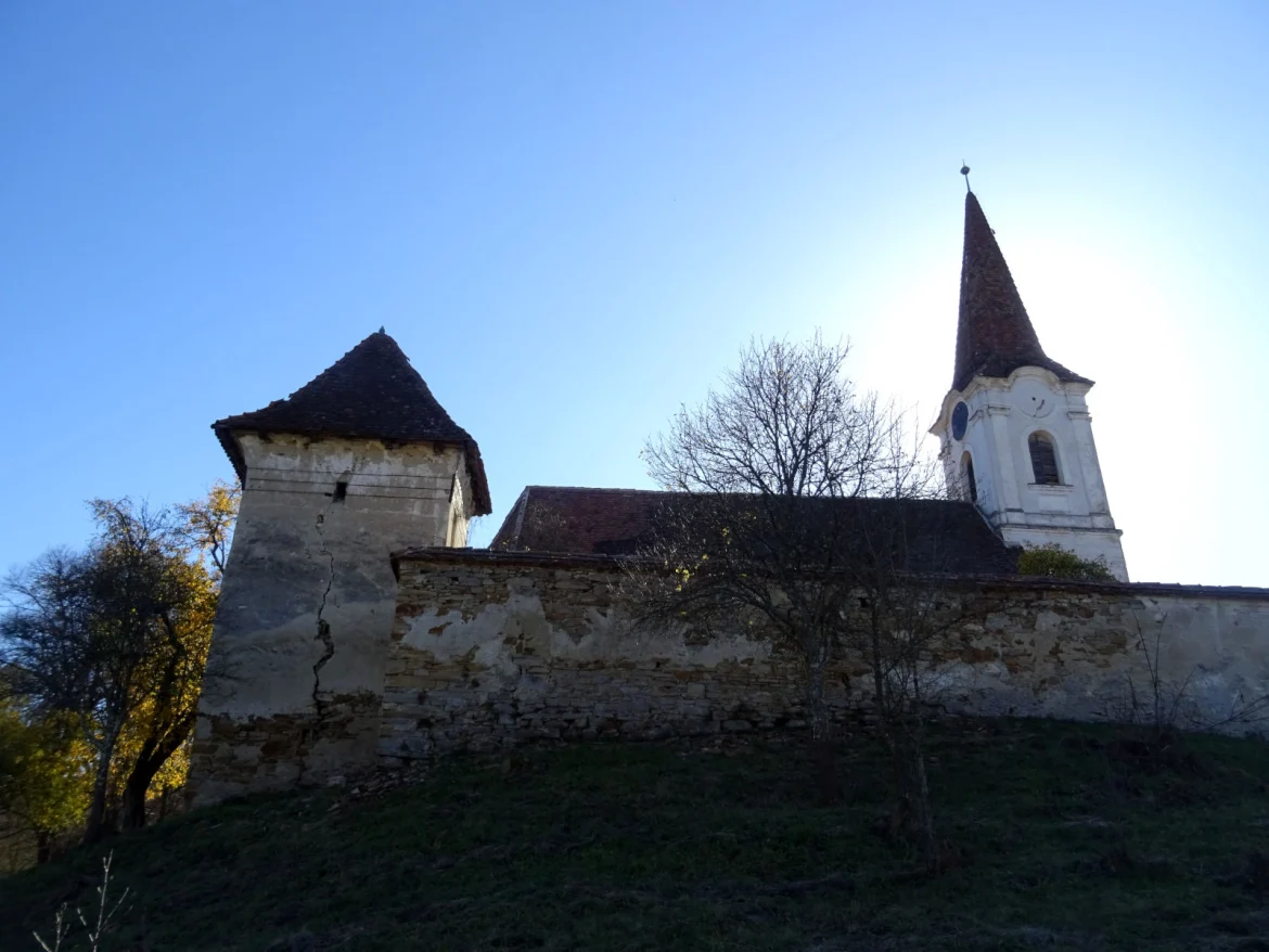 Die evangelische Kirche in Gürteln von außen