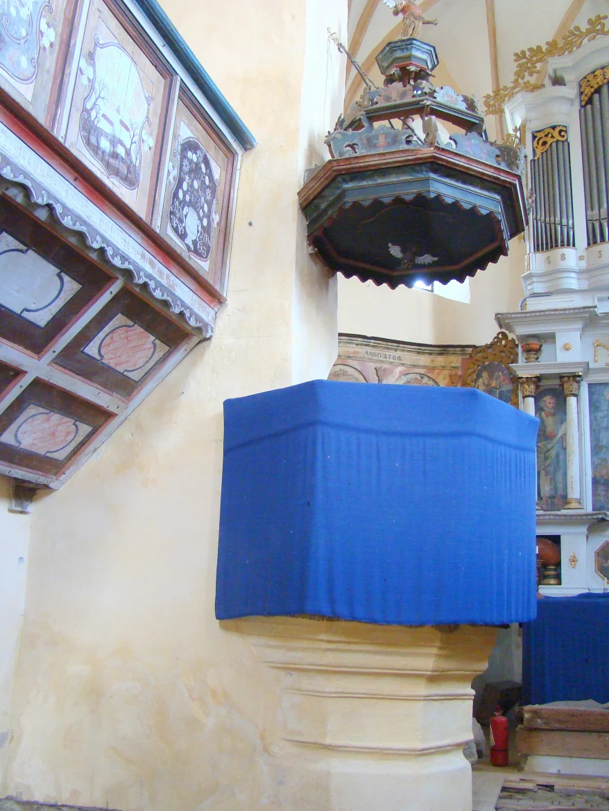 Die evangelische Kirche in Klosdorf von außen