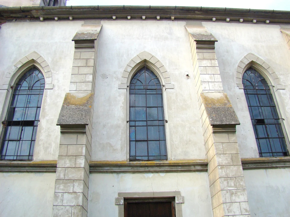 Die evangelische Kirche in Kyrieleis von außen