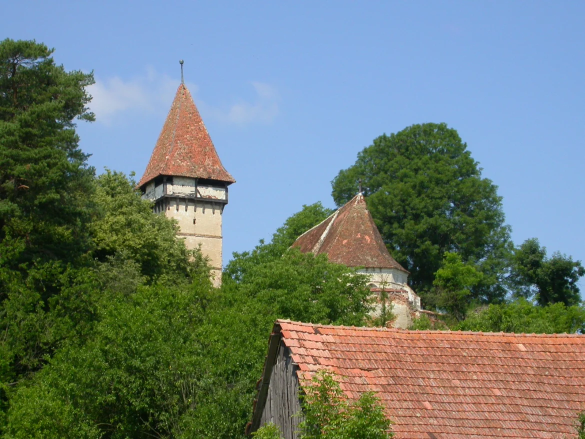 Die evangelische Kirche in Magarei von außen