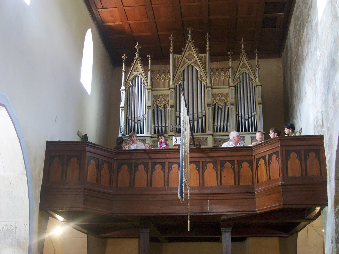 Die evangelische Kirche in Malmkrog von außen