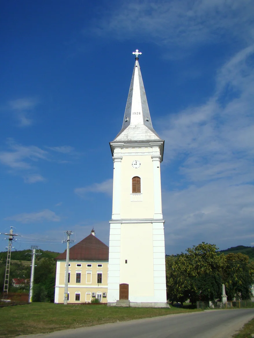 Innenraum der evangelischen Kirche in Petersdorf bei Bistritz