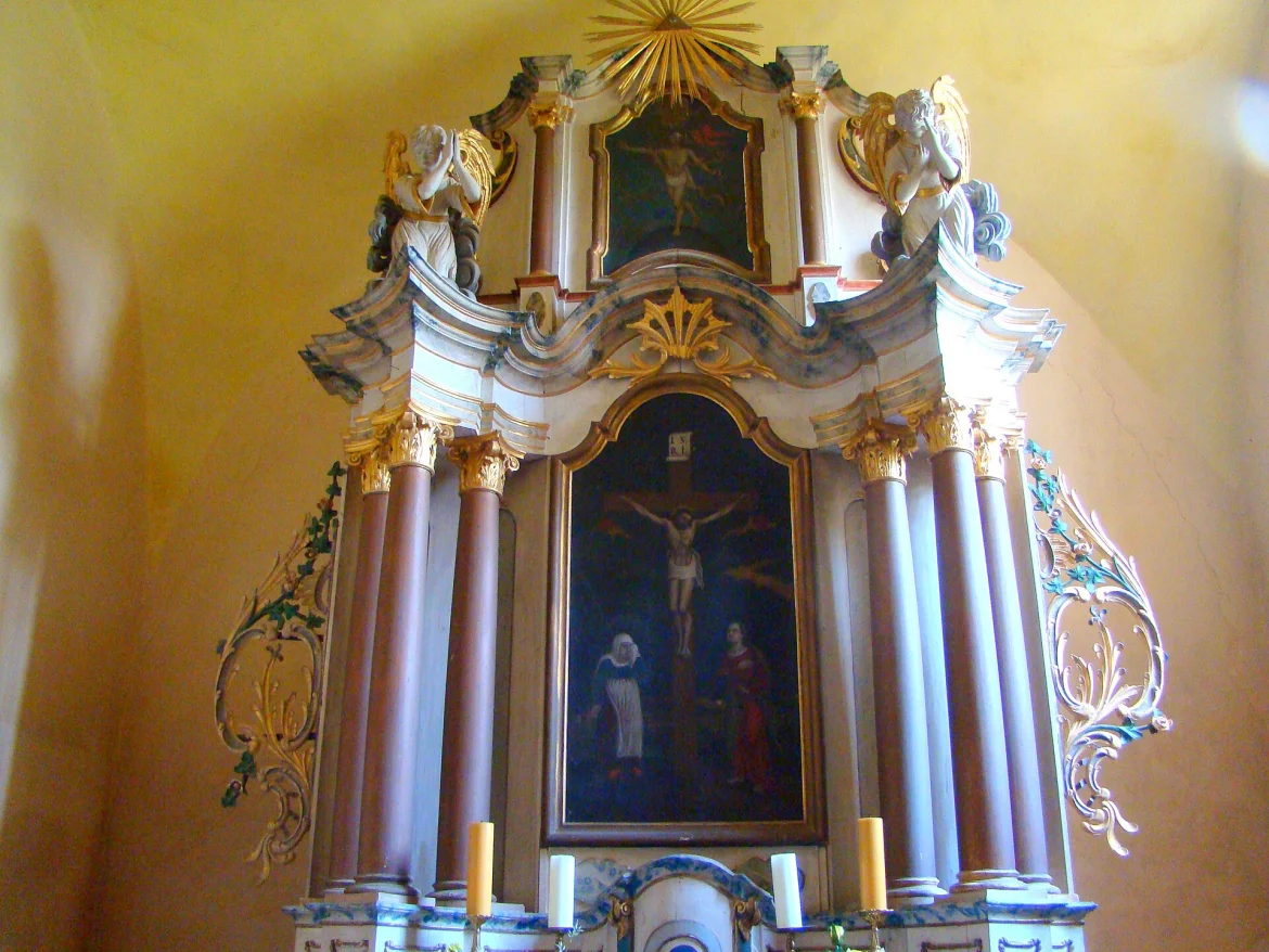 Die evangelische Kirche in Seiden von außen